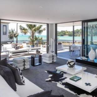 Фотографии мини отеля
Waters Edge B&B