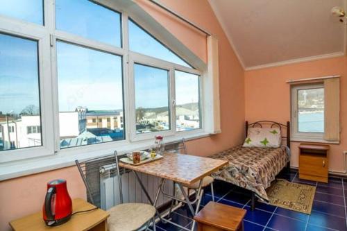 Фотографии гостевого дома
Банный двор Жара