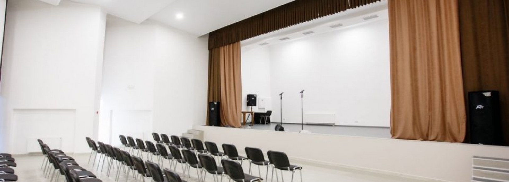 Фотография конференц-зала Эко Парк Тайга