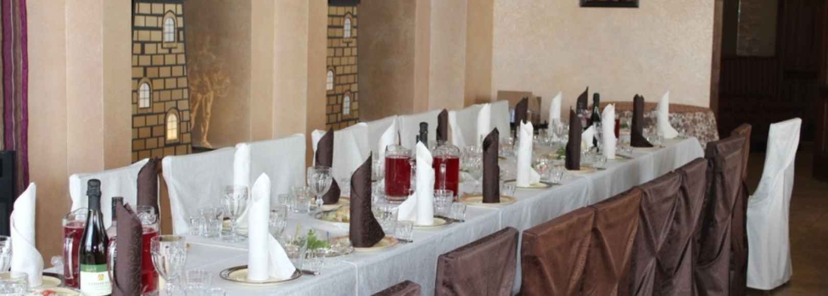 Фотография банкетного зала Рыцарский Двор на 30 человек