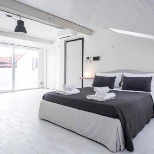 Фотографии мини отеля
Oceano Rooms