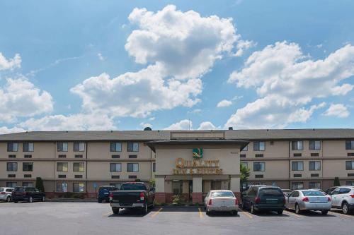 Фотография гостиницы Quality Inn & Suites Detroit Metro Airport