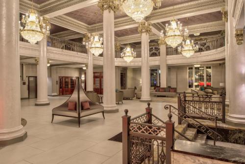 Фотография гостиницы DoubleTree by Hilton Hotel Utica