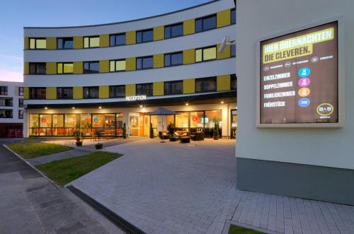 Фотография гостиницы B&B Hotel Schweinfurt-City