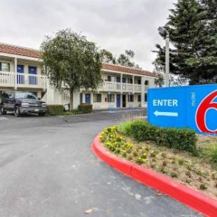Фотографии гостиницы
Motel 6-Salinas, CA - North Monterey Area