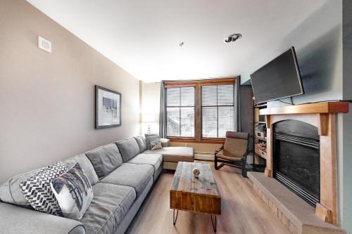 Фотографии гостевого дома
Ski In-Out Zephyr Mountain Lodge