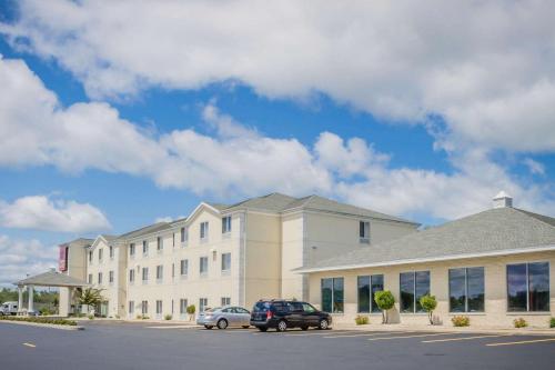 Фотография гостиницы Comfort Suites Escanaba