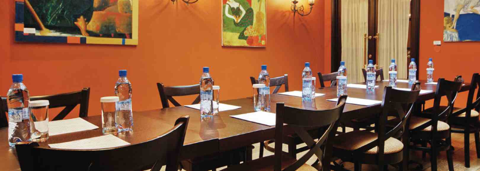 Фотография комнаты для переговоров Малый проспект