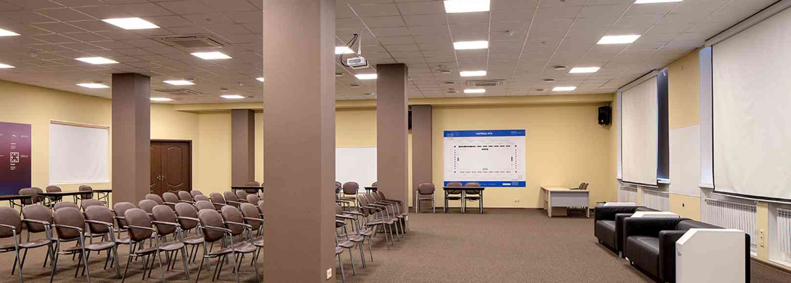 Фотография конференц-зала Конгресс-центр ЛЕНПОЛИГРАФМАШ Зал Микеланджело