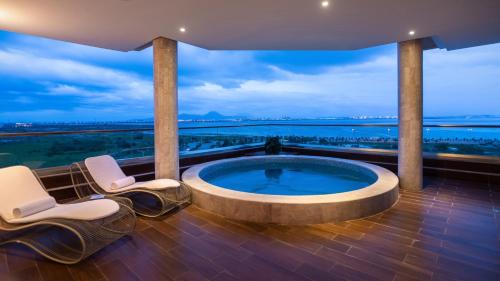 Фотография гостиницы ADAM Hotel Suites