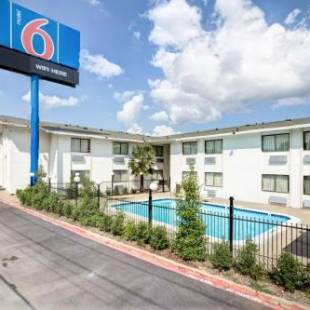 Фотографии гостиницы
Motel 6-Dallas, TX - South