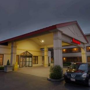 Фотографии гостиницы 
            Ramada by Wyndham Boston