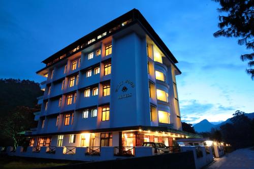 Фотография гостиницы Westwood Riverside