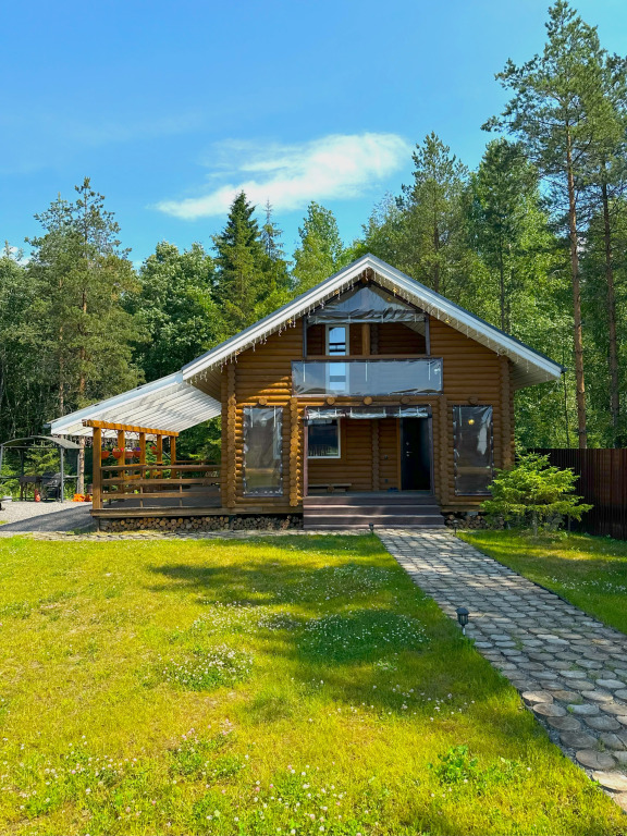 Фотография Коттеджа Частный дом Дом у леса