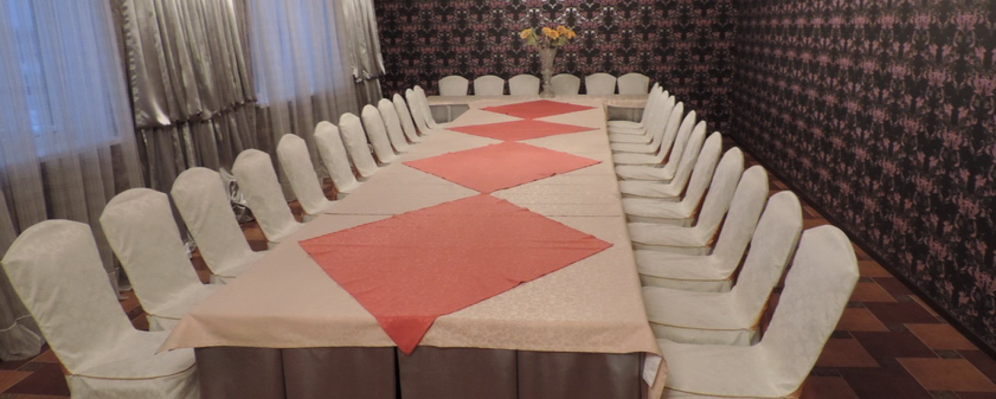 Фотографии банкетного зала Серебряный зал