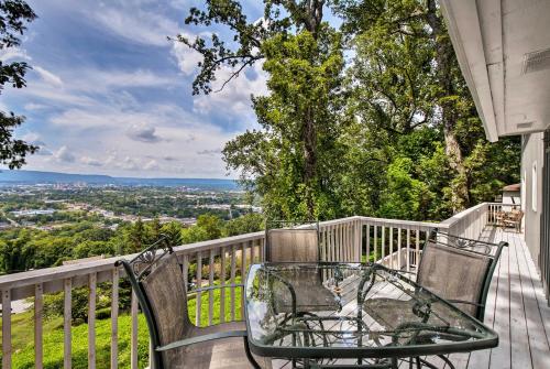 Фотография гостевого дома Upscale Chattanooga Home on Missionary Ridge!