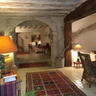 Фотографии гостевого дома
Maison d'Ines centre historique garage privé