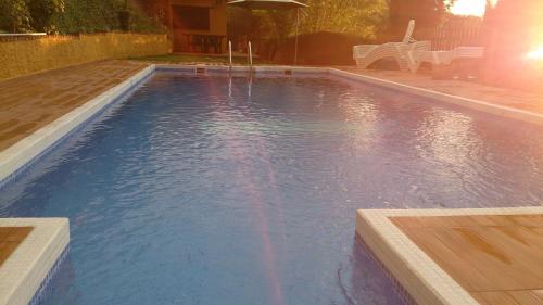 Фотография гостевого дома Cabañas De Madera Y Bungalows - Gilmañas 3