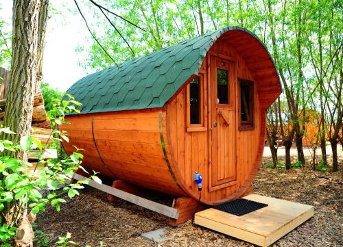 Фотография гостиницы Mini Hotel Übernachten Im Gurkenfass