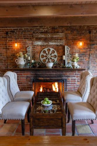 Фотографии мини отеля 
            Maison Fleurie, A Four Sisters Inn