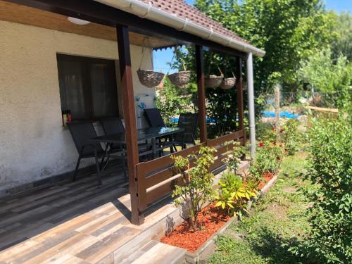 Фотографии гостевого дома
Balatonmáriafürdő nyaraló