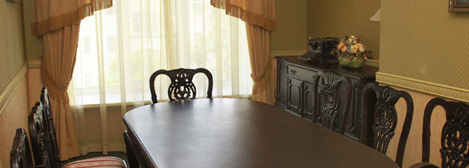 Фотография комнаты для переговоров Марко-Поло Санкт-Петербург