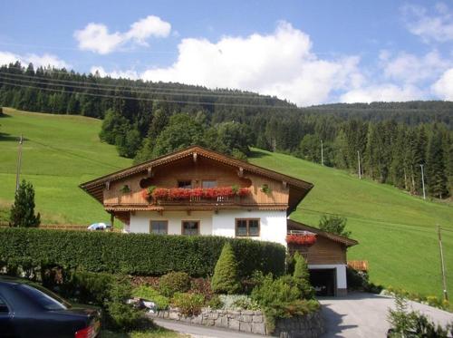 Фотографии гостевого дома
Holiday home in Kaltenbach/Zillertal 868