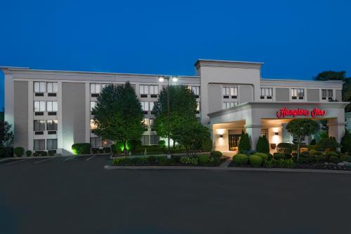 Фотография гостиницы Hampton Inn Danbury