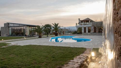 Фотография апарт отеля Vintage Suites Trikala