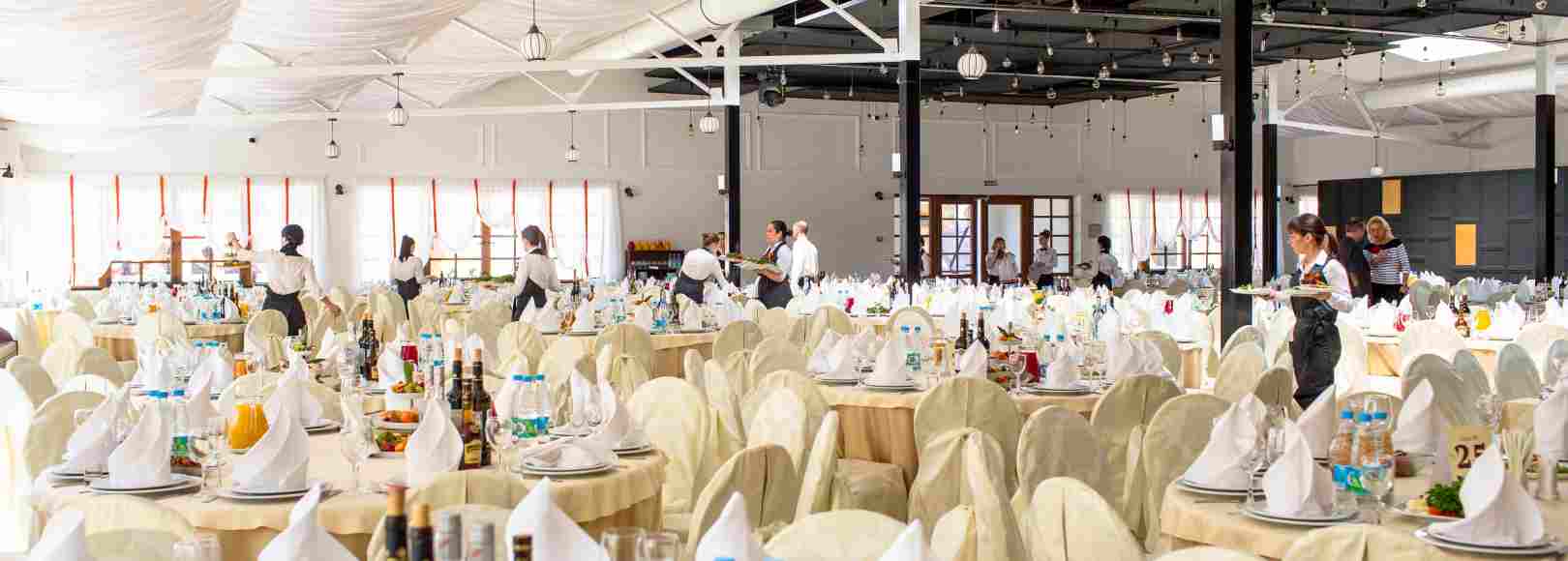 Фотография банкетного зала Концертно-банкетный зал Королевский Дворик