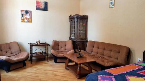 Фотографии гостевого дома
Татиас в Старом Тбилиси