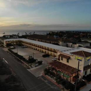 Фотографии мотеля
Lighthouse Inn