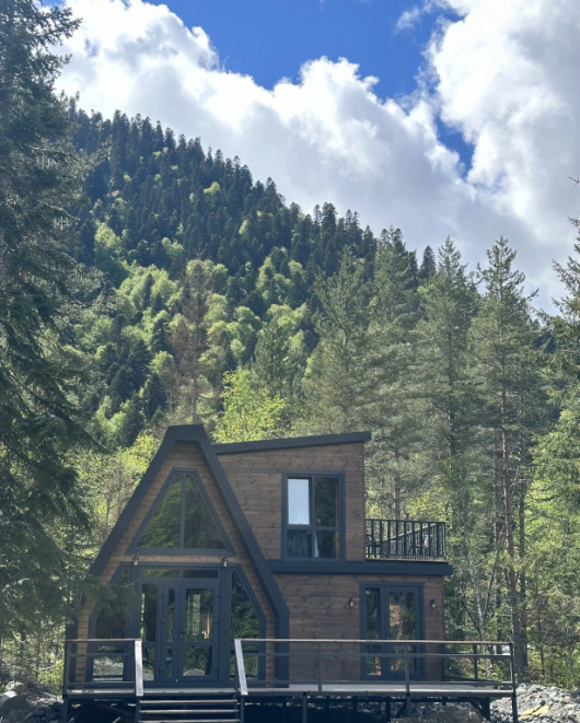 Фотографии Коттеджа 
            Шале Holiday Home Dombay