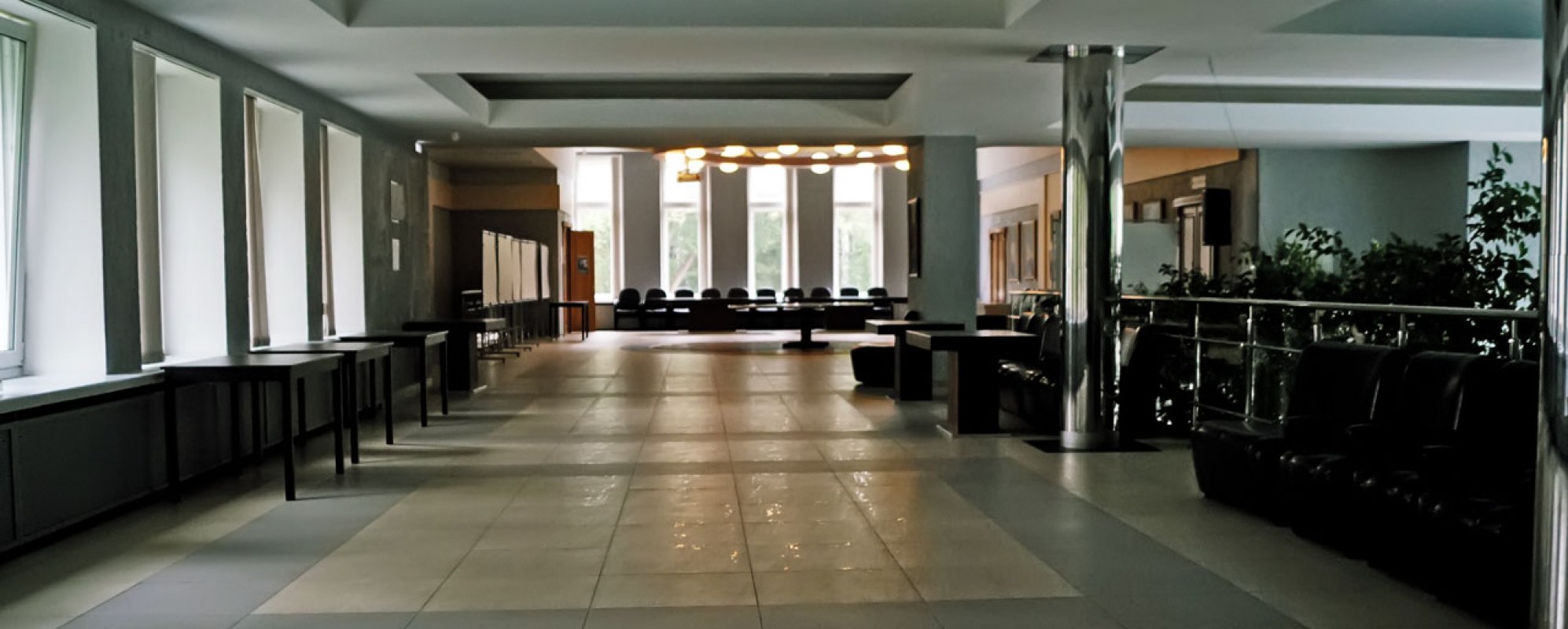 Фотографии фойе Фойе Малого зала Новосибирского Дома учёных (Академгородок)