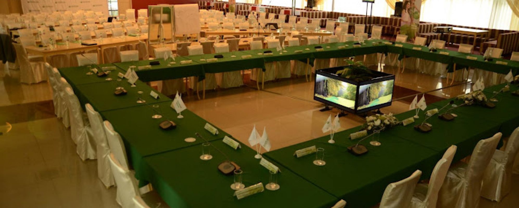 Фотографии конференц-зала Большой конференц-зал Загородного клуба Олимпия