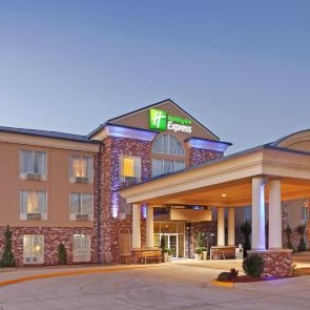 Фотография гостиницы Holiday Inn Express Hotels & Suites Mountain Home, an IHG Hotel