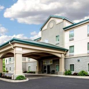 Фотографии гостиницы
Quality Inn & Suites Fishkill South near I-84