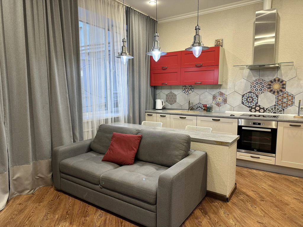 Фотография квартиры Апартаменты в Сталинском доме в центре