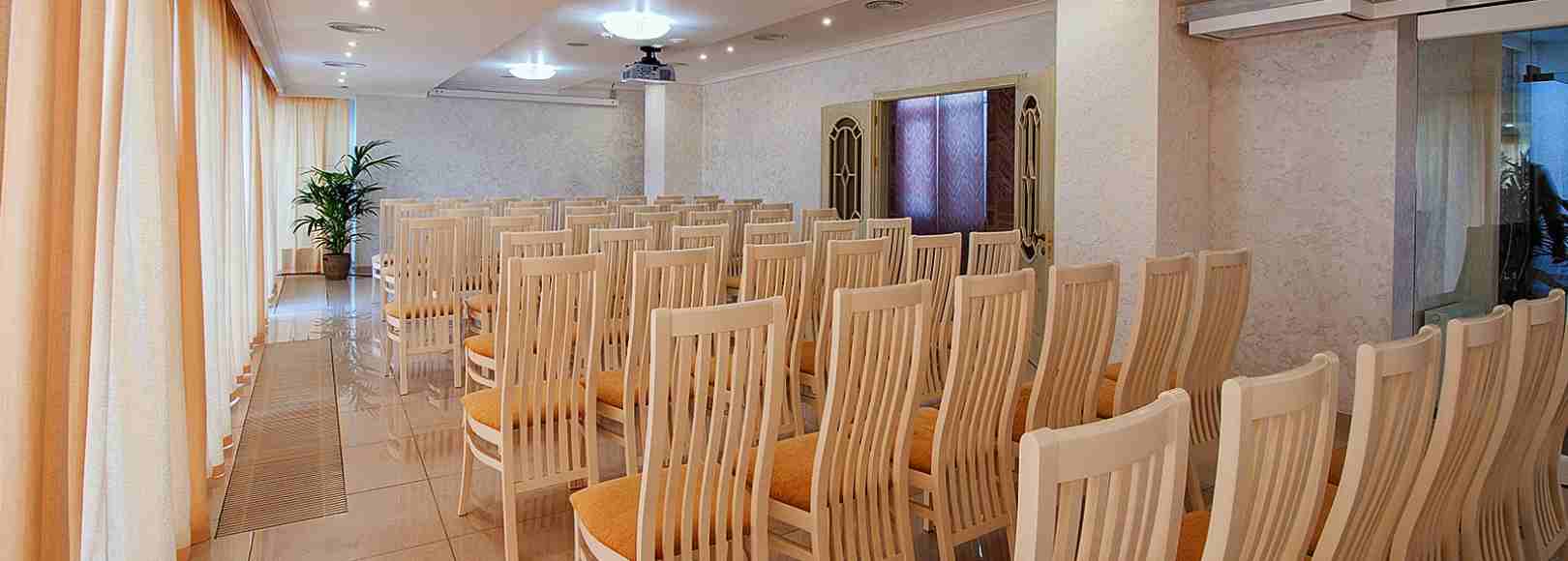 Фотография конференц-зала Ахиллеон