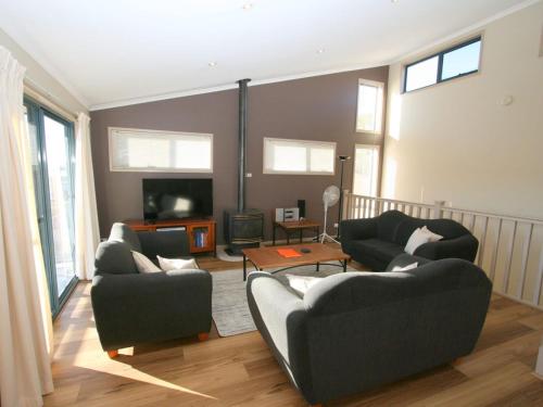 Фотография гостевого дома Acacia 5/2 Kirwan Close