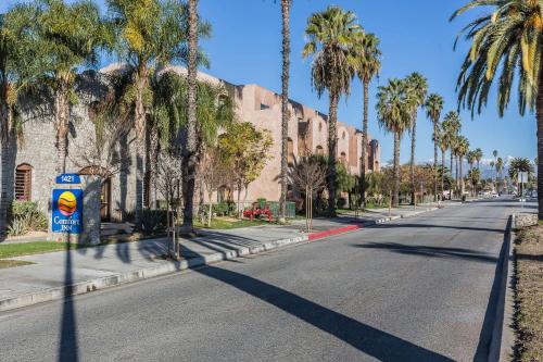 Фотография гостиницы Comfort Inn Pomona Near FairPlex