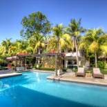 Фотография гостиницы Boca Olas Resort Villas
