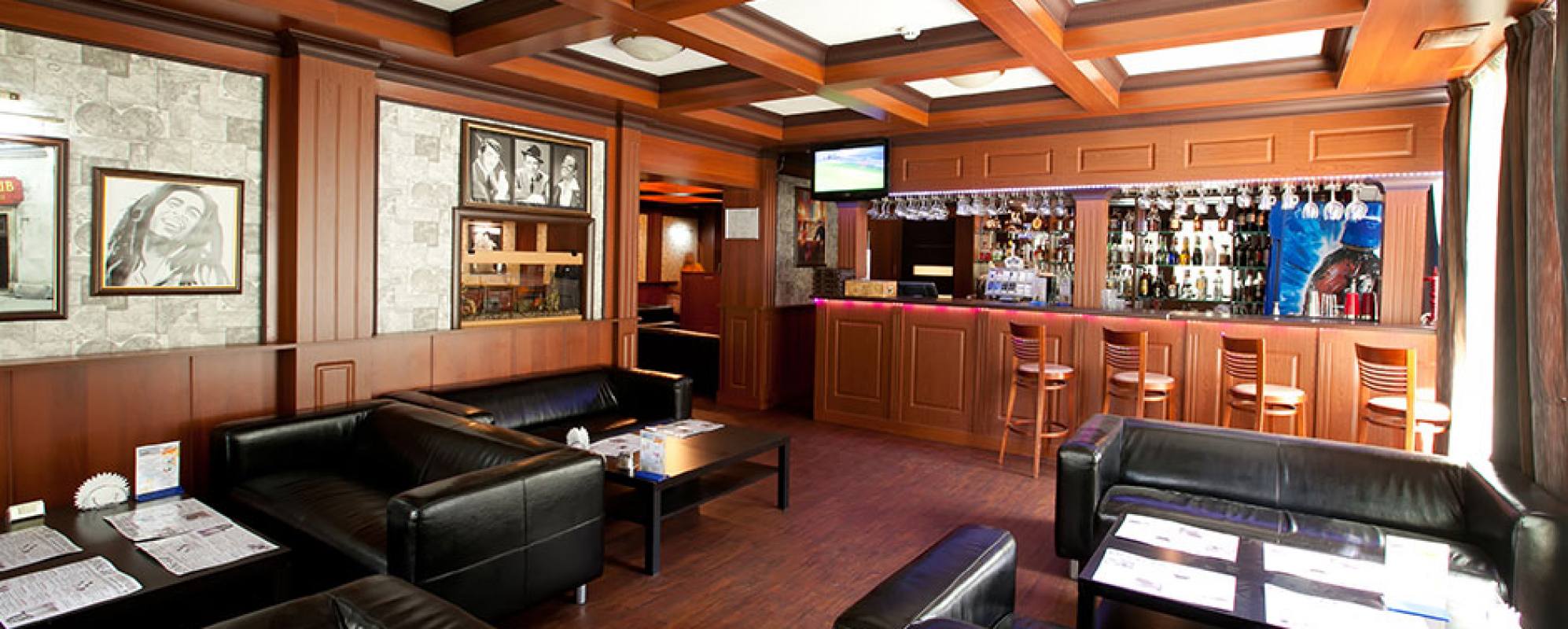 Фотографии банкетного зала Банкетная зона караоке-бара