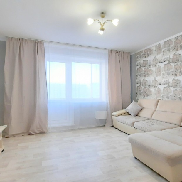 Фотография квартиры Для семьи! Для командированных! Просторная 2-комн квартира в 10ти минутах от ТРЦ Планета