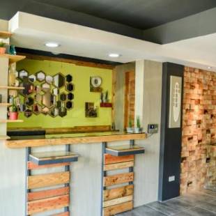 Фотографии гостиницы 
            RedDoorz Plus @ Taft North Mandurriao