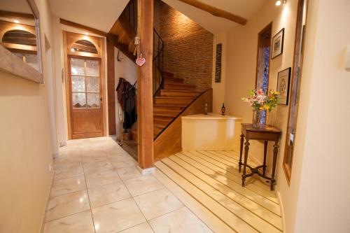 Фотография мини отеля Au coeur de Montastruc-la-Conseillère - Chambres d'hôtes