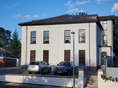 Фотографии апарт отеля 
            The Ashcroft Apartments