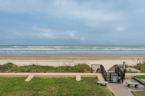 Фотографии апарт отеля
Tiki 230- Beach Please