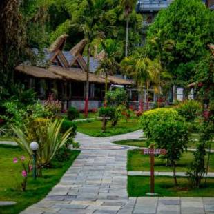 Фотографии гостиницы
Lake View Resort