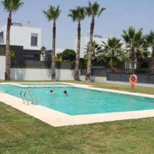Фотографии гостевого дома 
            Casa Veran at La Finca Golf